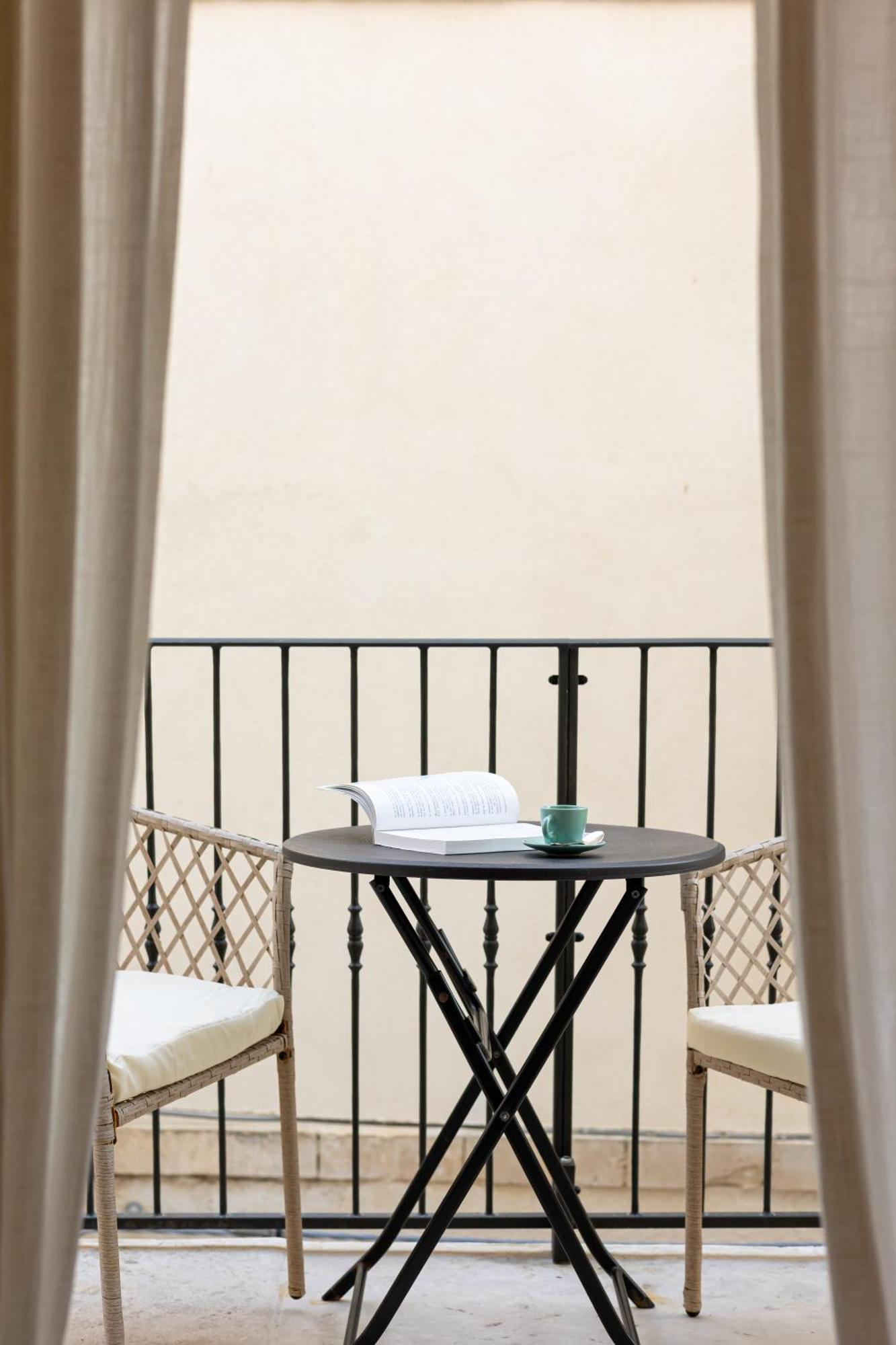 Donna Veneranda Bed & Breakfast เวียสเต ภายนอก รูปภาพ